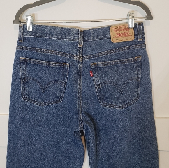 Levi's 550's Relaxed Fit Mid-Rise Blue Jeans 30 X 30 Medium Wash EUC - Picture 11 of 15